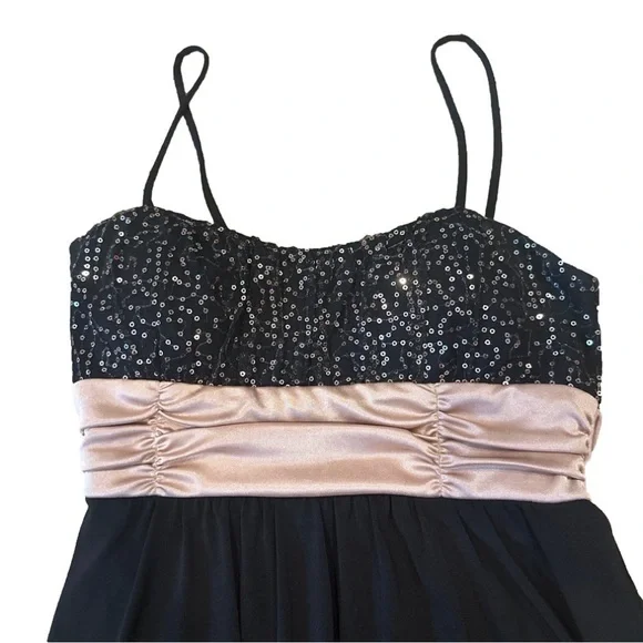 𝅺A. Byer black dress with sequined top - Picture 7 of 8